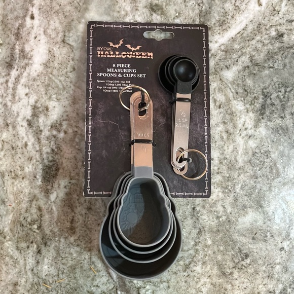 ❄️4 For $20 CWC Cook With Color Halloween Kitchen Tool Bundle - Picture 3 of 9